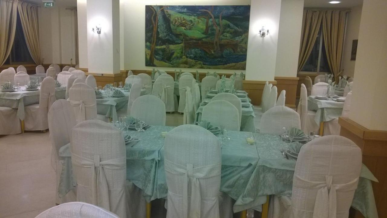 Hotel Pace San Giovanni Rotondo Bagian luar foto