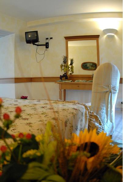 Hotel Pace San Giovanni Rotondo Ruang foto