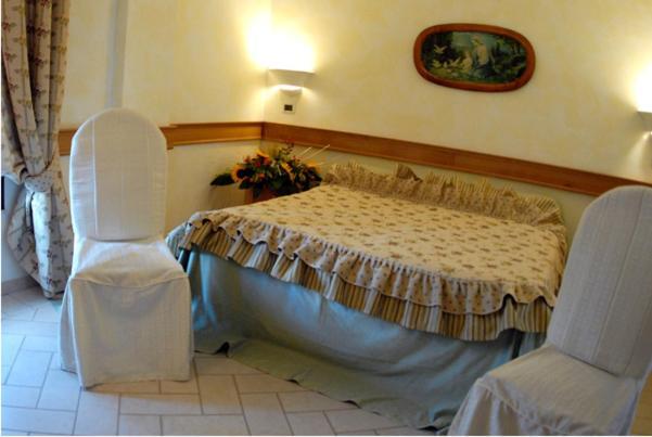 Hotel Pace San Giovanni Rotondo Bagian luar foto